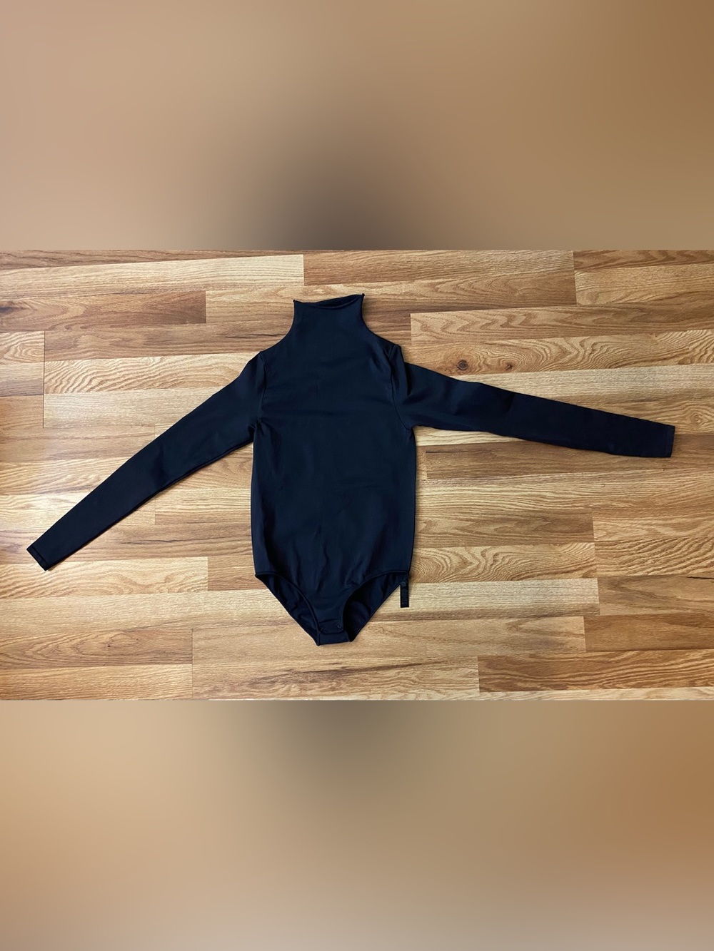 SKIMS Black Long Sleeve Mock Neck Bodysuit Size S/M